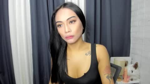 Snapshot of sexylovesappira chatting on 01/12/26, 07:19 maxine online show from 01/12/26, 07:19