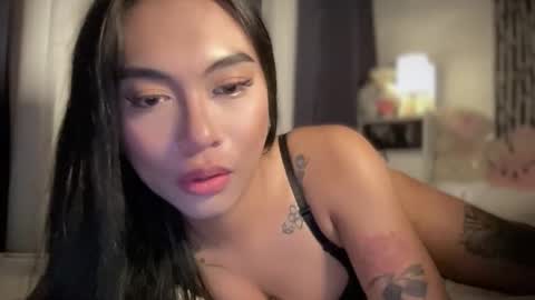 Snapshot of sexylovesappira chatting on 02/09/26, 04:55 maxine online show from 02/09/26, 04:55