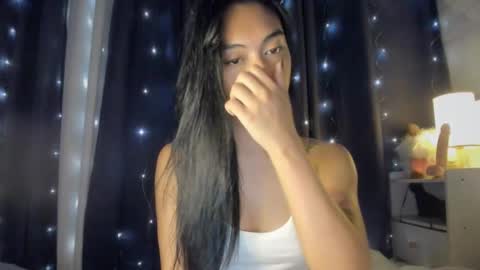 Snapshot of sexylovesappira chatting on 02/11/26, 07:24 maxine online show from 02/11/26, 07:24