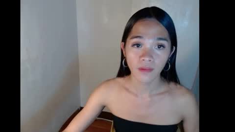 Snapshot of sexylunox chatting on 10/11/25, 11:25 Lunox3 online show from 10/11/25, 11:25