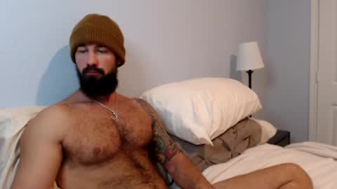 Snapshot of sexymanmk26 chatting on 12/17/24, 02:22 lets go private im ready to play pvt cum online show from 12/17/24, 02:22