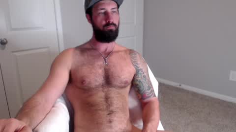 Snapshot of sexymanmk26 chatting on 02/04/25, 12:44 lets go private im ready to play pvt cum online show from 02/04/25, 12:44