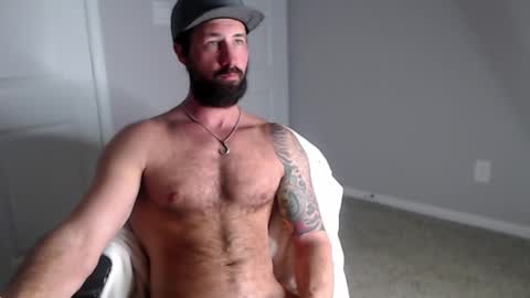 Snapshot of sexymanmk26 chatting on 02/13/25, 03:24 lets go private im ready to play pvt cum online show from 02/13/25, 03:24