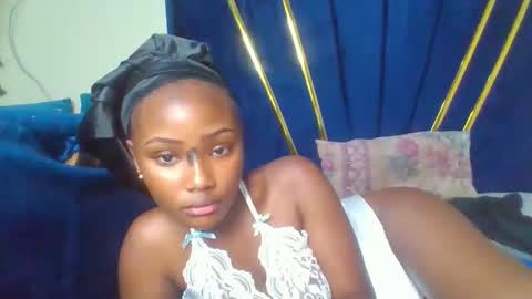 Snapshot of sexymartha5661 chatting on 10/16/25, 09:27 sexymartha5661 online show from 10/16/25, 09:27
