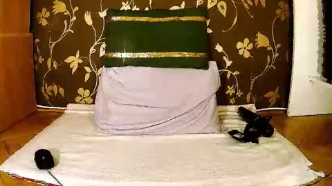 Squirty Maya Gold online show from 10/12/25, 05:12