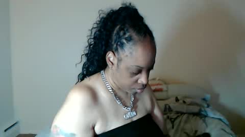 SexyMona online show from 12/05/25, 12:03