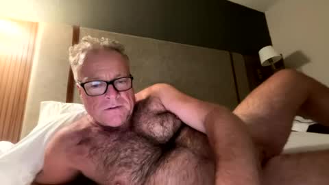 Raymond Art Model online show from 07/28/26, 02:40