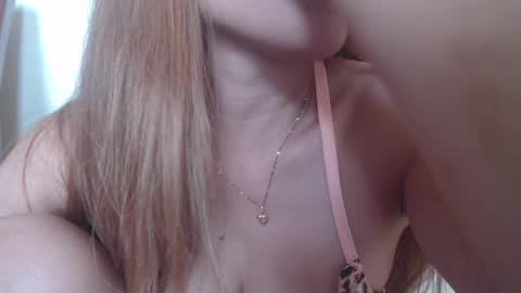 sexymye online show from 02/11/25, 04:44