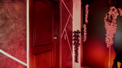 N A F online show from 11/06/25, 08:32