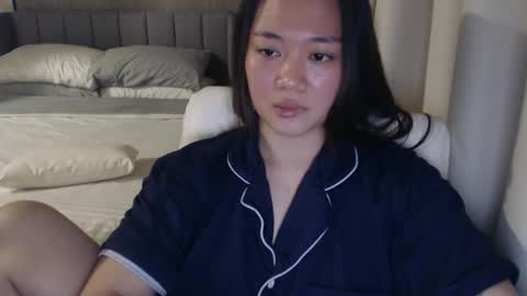 Snapshot of sexypenguin13 chatting on 12/13/24, 11:34 sexypenguin13 online show from 12/13/24, 11:34