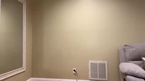 Snapshot of sexypiglet2728 chatting on 02/14/25, 03:43 Sexypiglet2728 online show from 02/14/25, 03:43