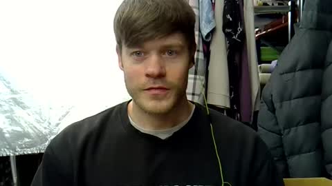 Snapshot of sexypornhot chatting on 12/19/24, 06:34 Erikson online show from 12/19/24, 06:34