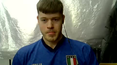 Snapshot of sexypornhot chatting on 01/09/25, 06:38 Erikson online show from 01/09/25, 06:38