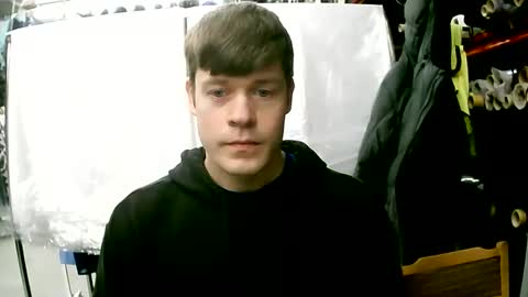 Snapshot of sexypornhot chatting on 02/28/25, 06:32 Erikson online show from 02/28/25, 06:32