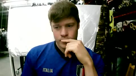 Snapshot of sexypornhot chatting on 09/24/25, 05:33 Erikson online show from 09/24/25, 05:33