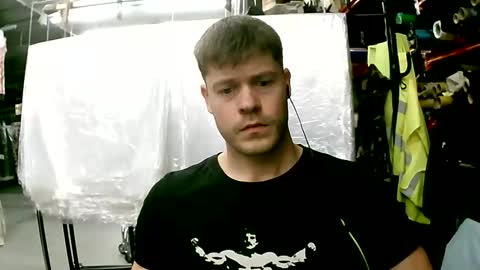 Snapshot of sexypornhot chatting on 10/10/25, 05:39 Erikson online show from 10/10/25, 05:39