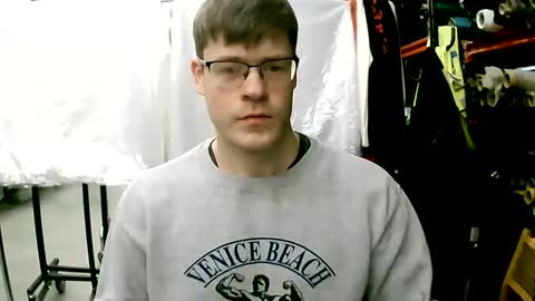 Snapshot of sexypornhot chatting on 01/13/26, 06:29 Erikson online show from 01/13/26, 06:29