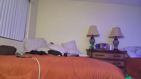Snapshot of sexypossum chatting on 03/25/26, 06:52 Possum online show from 03/25/26, 06:52