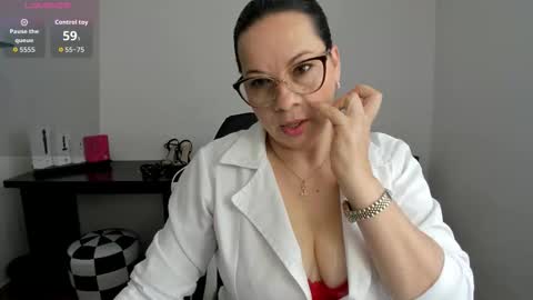 Sexy Psychologist online show from 10/30/25, 05:13