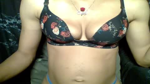 Snapshot of sexypussy000 chatting on 05/02/26, 03:11 sexypussy000 online show from 05/02/26, 03:11
