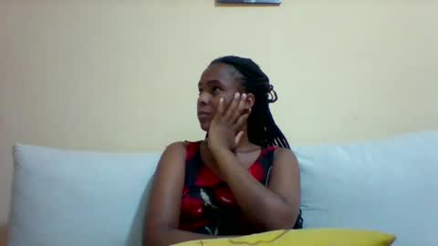 Snapshot of sexyqueen3457132 chatting on 02/06/25, 03:09 DOVY ACHIENG online show from 02/06/25, 03:09