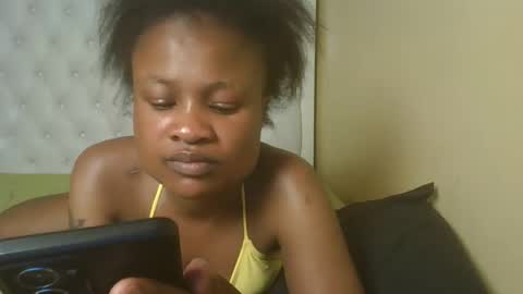 queenivy online show from 10/29/25, 07:15