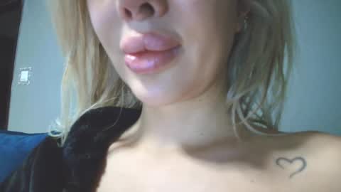 Snapshot of sexyquennina chatting on 02/22/26, 06:39 SexyQueenNina online show from 02/22/26, 06:39
