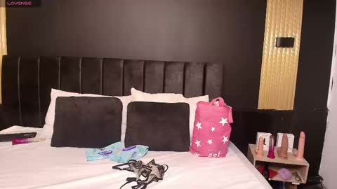 Snapshot of sexyrachel_ chatting on 10/03/25, 11:51 R A C H E L online show from 10/03/25, 11:51