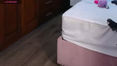 R A C H E L online show from 01/09/26, 11:57