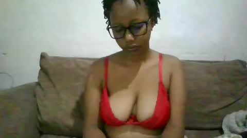 sexyred1738 online show from 06/17/26, 06:16