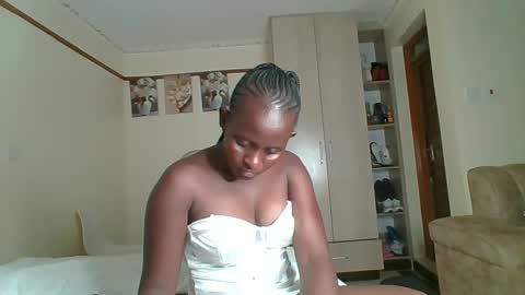 Snapshot of sexyreddebony chatting on 02/27/25, 03:15 sexyreddebony online show from 02/27/25, 03:15