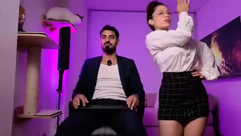 Ivanna and Esteban online show from 04/05/26, 09:39