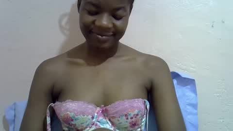 sexyshaz22 online show from 04/23/26, 12:01