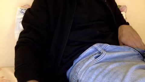 sexyshubham1 online show from 11/10/25, 03:49