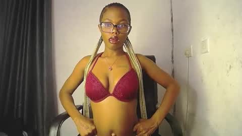 Darkskinned Rae online show from 03/18/26, 08:45