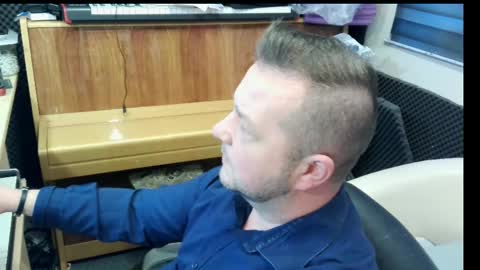 Snapshot of sexysteve80 chatting on 12/06/24, 12:27 sexysteve80 online show from 12/06/24, 12:27