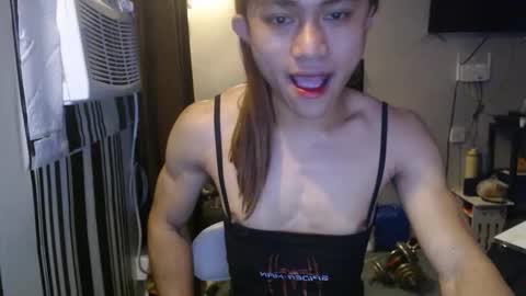 Snapshot of sexystrongcum chatting on 10/12/25, 02:21 sexystrongcum online show from 10/12/25, 02:21