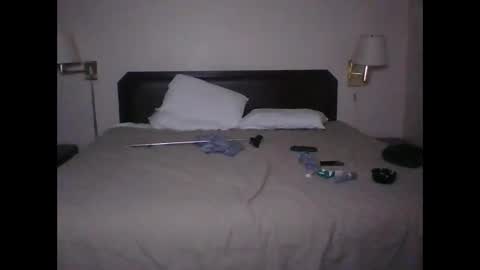 Snapshot of sexytsmstars chatting on 12/07/24, 07:38 Smooth bi guy online show from 12/07/24, 07:38