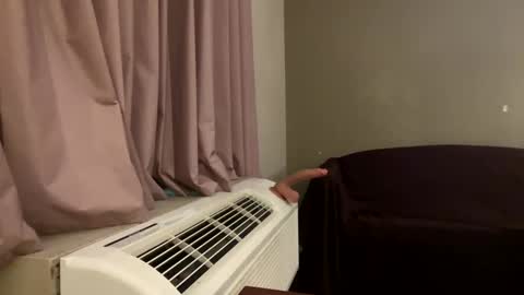 Snapshot of sexytsmstars chatting on 10/01/25, 09:04 Smooth bi guy online show from 10/01/25, 09:04