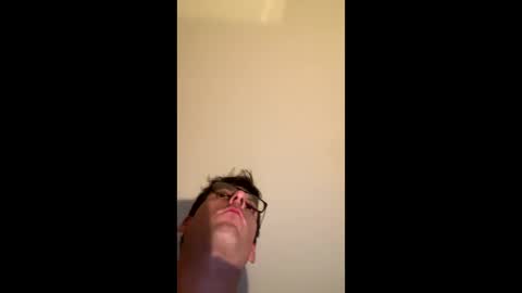 Smooth bi guy online show from 03/16/26, 10:19