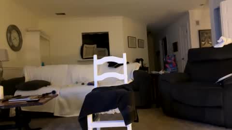 Smooth bi guy online show from 03/17/26, 07:44