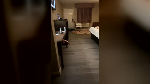 Smooth bi guy online show from 07/24/26, 08:01