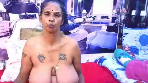 sexyva4u2luv online show from 02/05/26, 10:20