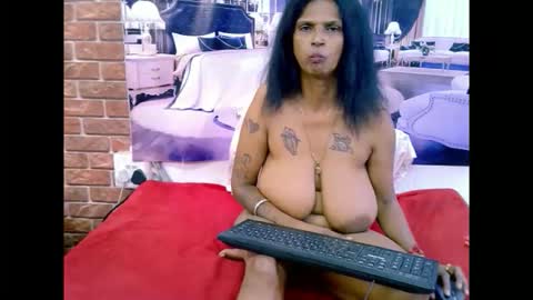 sexyva4u2luv online show from 04/01/26, 01:41