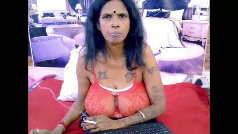 Snapshot of sexyva4u2luv chatting on 06/14/26, 05:53 sexyva4u2luv online show from 06/14/26, 05:53