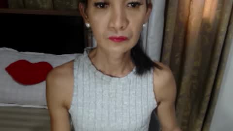 Snapshot of sexyvictoriaxxx69 chatting on 02/24/26, 04:32 Victoria online show from 02/24/26, 04:32