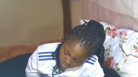 Snapshot of sexyvishy254 chatting on 12/04/25, 11:30 sexyvishy254 online show from 12/04/25, 11:30