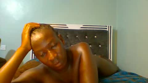 VIVIAN online show from 02/15/25, 10:00