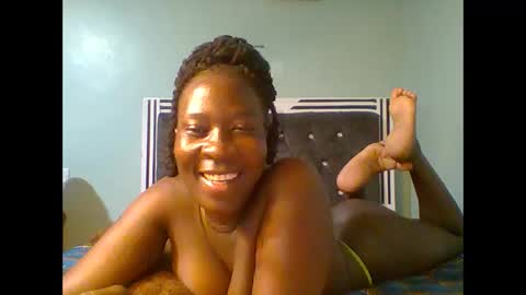 VIVIAN online show from 03/05/25, 09:38