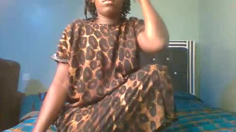 VIVIAN online show from 10/01/25, 06:25